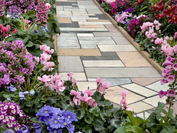 Cost of Garden Path Installation in Annapolis