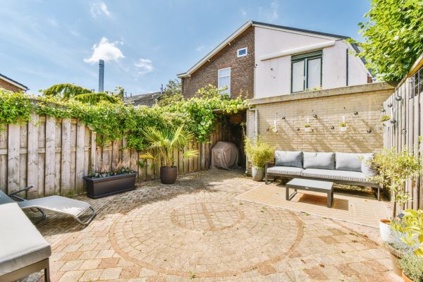 Cost of Courtyard Patio Service in Annapolis